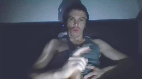 dane950804 online show from April 3, 2026, 8:23 am