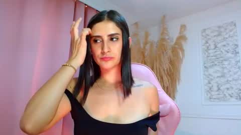 Snapshot of danellahouston chatting on July 12, 2026, 8:55 pm Danella Houston online show from July 12, 2026, 8:55 pm