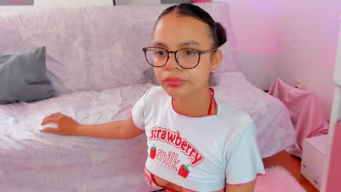 Danesa online show from March 26, 2026, 6:13 pm