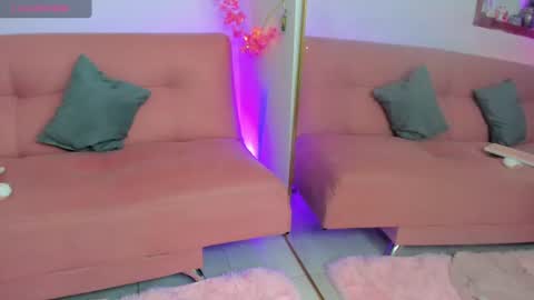 Danesa online show from June 13, 2026, 3:43 pm