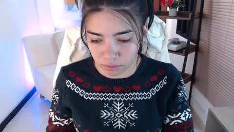 Veronica online show from December 17, 2025, 11:16 am