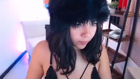 Snapshot of dangel_noir6 chatting on February 25, 2026, 11:53 am Veronica online show from February 25, 2026, 11:53 am