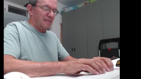 dani_alpina online show from July 7, 2026, 11:14 am