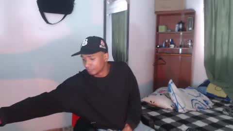 dani_brown19 online show from May 3, 2026, 1:50 pm