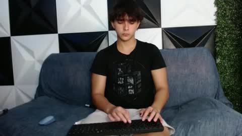 dani_cumboy online show from December 12, 2024, 3:21 am