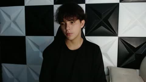 Snapshot of dani_cumboy chatting on December 13, 2024, 1:48 am dani_cumboy online show from December 13, 2024, 1:48 am