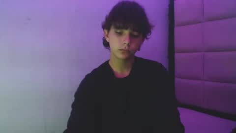 dani_cumboy online show from December 15, 2024, 3:02 am