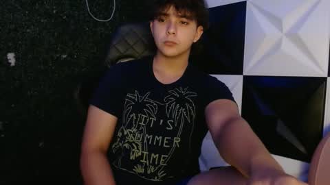 dani_cumboy online show from February 19, 2025, 6:00 am