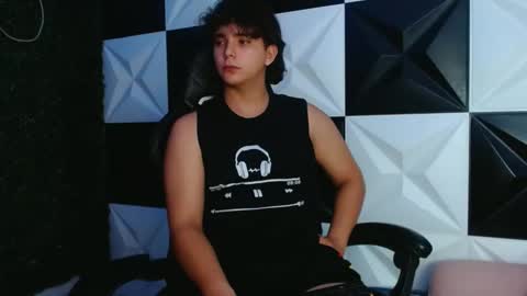 Snapshot of dani_cumboy chatting on March 1, 2025, 3:53 am dani_cumboy online show from March 1, 2025, 3:53 am