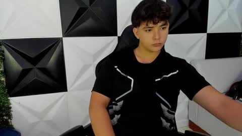 Snapshot of dani_cumboy chatting on September 14, 2025, 1:54 pm dani_cumboy online show from September 14, 2025, 1:54 pm