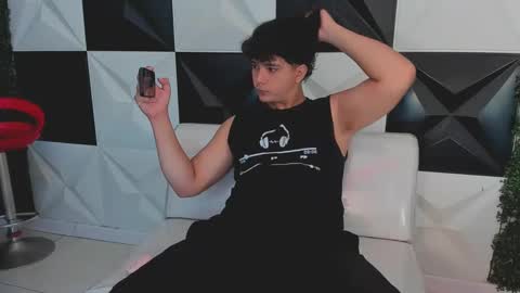 Snapshot of dani_cumboy chatting on October 2, 2025, 2:02 pm dani_cumboy online show from October 2, 2025, 2:02 pm