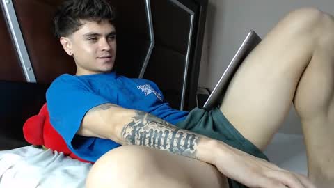 daniel_collins07 online show from October 11, 2025, 3:06 am