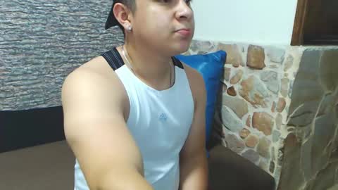 Snapshot of daniel_glenn chatting on February 26, 2025, 3:10 am daniel glenn online show from February 26, 2025, 3:10 am