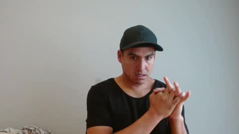 Snapshot of daniel_surfer chatting on January 6, 2025, 11:18 am Daniel online show from January 6, 2025, 11:18 am