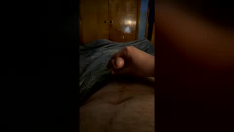 daniel_t122 online show from June 24, 2026, 5:17 am