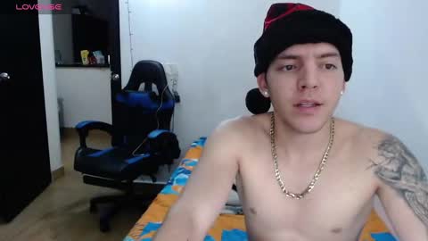 Snapshot of daniel_vargas5 chatting on December 22, 2024, 3:22 am Daniel online show from December 22, 2024, 3:22 am