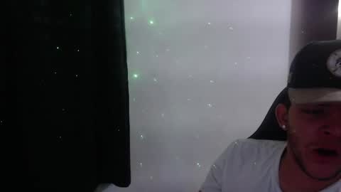 Snapshot of daniel_vargas5 chatting on January 27, 2025, 12:12 am Daniel online show from January 27, 2025, 12:12 am