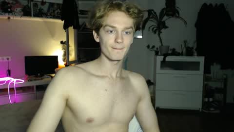 Snapshot of daniel_yumm chatting on May 30, 2026, 10:56 am Daniel online show from May 30, 2026, 10:56 am