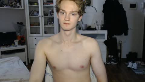 Snapshot of daniel_yumm chatting on June 4, 2026, 8:31 am Daniel online show from June 4, 2026, 8:31 am