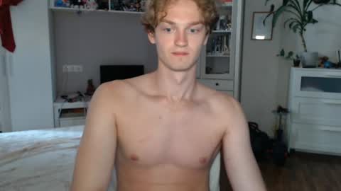 Snapshot of daniel_yumm chatting on June 14, 2026, 11:23 am Daniel online show from June 14, 2026, 11:23 am