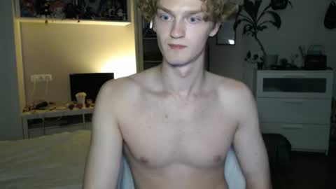 Snapshot of daniel_yumm chatting on July 1, 2026, 12:23 am Daniel online show from July 1, 2026, 12:23 am