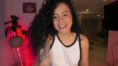 daniela_arenas online show from January 15, 2025, 3:11 am