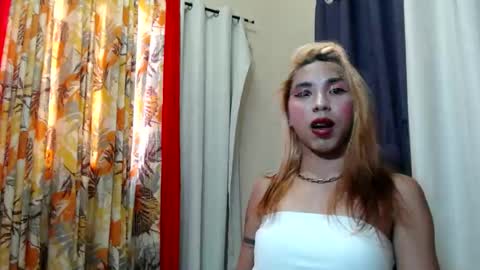 daniela_mondragon online show from February 3, 2026, 6:40 am