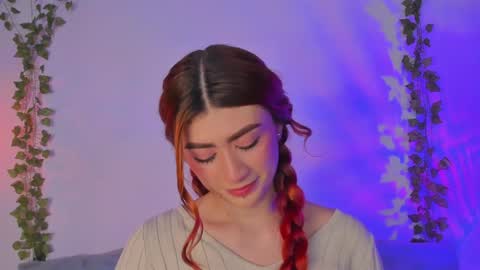 Dani Saenz online show from December 2, 2024, 10:45 pm