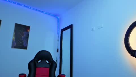 Snapshot of daniela_xue chatting on May 6, 2026, 9:14 am lorena online show from May 6, 2026, 9:14 am