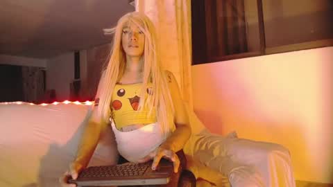 danielamay00 online show from June 7, 2026, 8:07 am