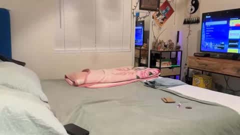 danielbisocal online show from January 7, 2026, 8:06 am