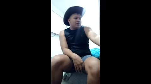 danielito2001 online show from March 1, 2026, 10:01 pm