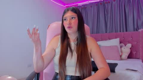 Danielle online show from December 20, 2025, 4:52 am