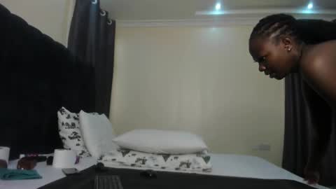 danielle_rock online show from February 12, 2025, 5:58 am