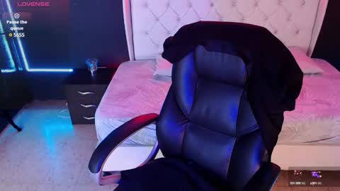 Danielle Smith online show from February 21, 2025, 11:32 pm