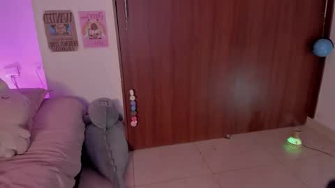 danii_boobs online show from November 8, 2025, 4:23 am