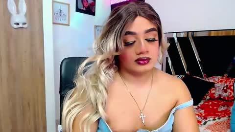 danipein online show from December 3, 2025, 10:35 am