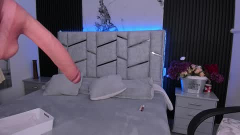 Dani Phonenix online show from January 9, 2026, 7:59 pm