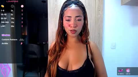 Danna  Ross online show from January 9, 2026, 9:38 pm