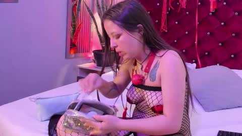 Danna  online show from January 8, 2026, 3:42 am