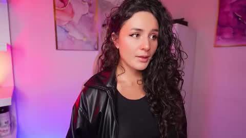 Danna Lovs online show from March 1, 2026, 2:30 pm