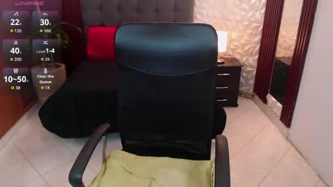 DANNA online show from April 30, 2026, 9:08 pm