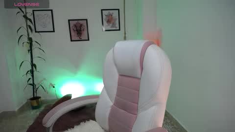 Danna online show from March 21, 2026, 10:35 pm