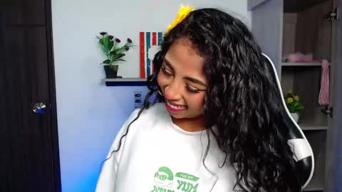 Danna online show from October 21, 2025, 2:01 am