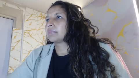 Snapshot of danna_sg chatting on June 10, 2026, 2:56 am danna_sg online show from June 10, 2026, 2:56 am