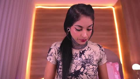 Danna Berlin  online show from March 17, 2026, 7:17 pm