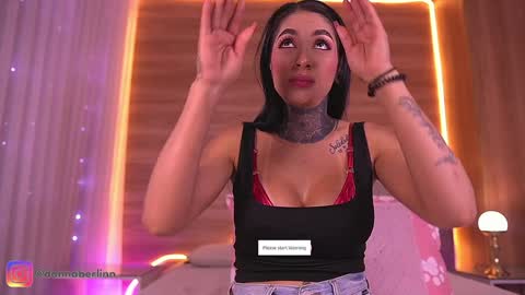 Danna Berlin  online show from March 20, 2026, 7:19 pm