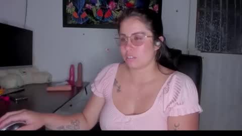 Snapshot of dannajeins chatting on April 21, 2026, 2:45 pm Danna Sofia jeins online show from April 21, 2026, 2:45 pm