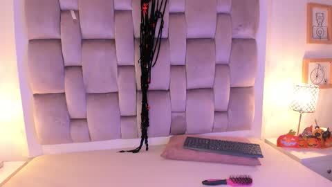 Dannika online show from October 30, 2025, 3:08 am