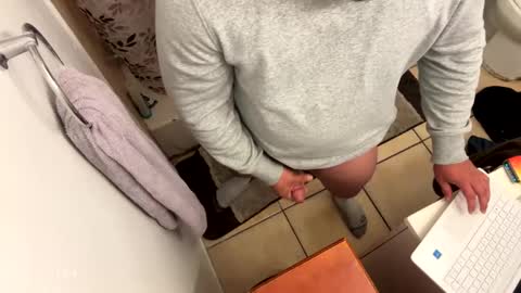 Snapshot of danny122335544 chatting on December 20, 2024, 1:14 am Danny online show from December 20, 2024, 1:14 am